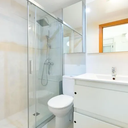 Apartment Acogedor Con Piscina Y Jardin Privados En Figueres - Es-228-115 Figueres (Girona)
